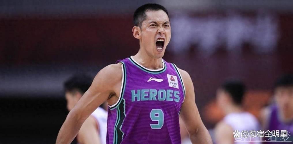 张庆鹏：山东队本赛季变化显著，比赛将全力以赴