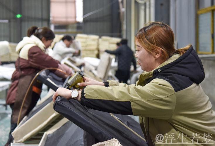 外贸企业假日出口忙